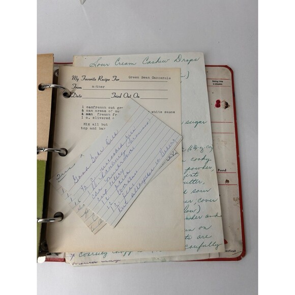 Mid Century Vintage Handwritten and Collected Recipes Cooking Clips Binder - Picture 2 of 11